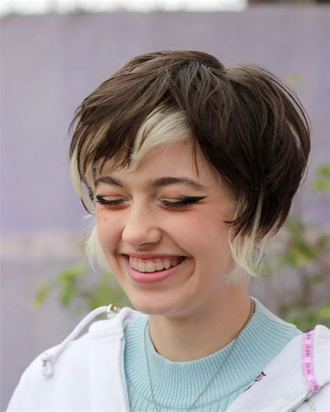 23 Trendsetting Short Bob Haircuts For Teenage Girls